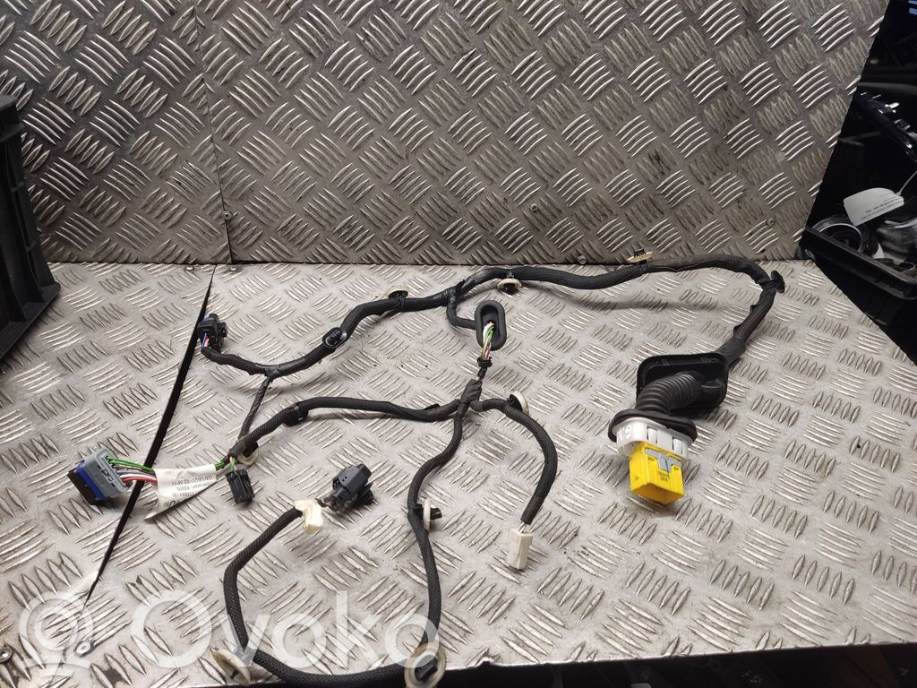 Opel Corsa F Wiązka przewodów drzwi tylnych 