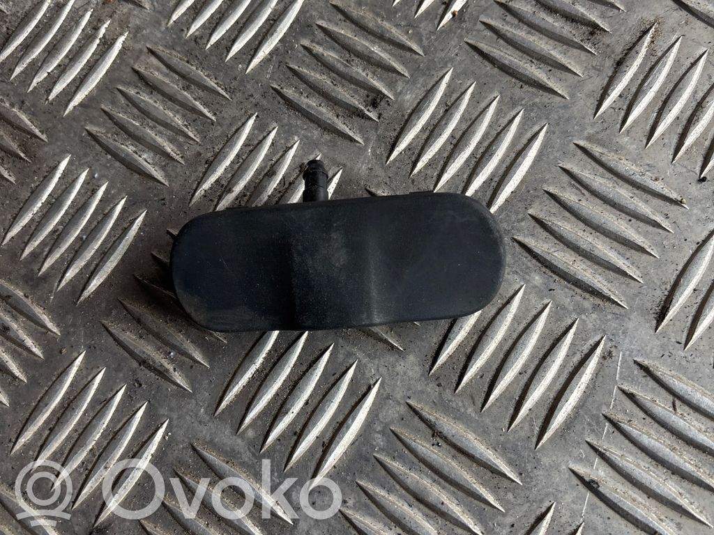 Audi A4 S4 B8 8K Dysza spryskiwacza szyby przedniej / czołowej 