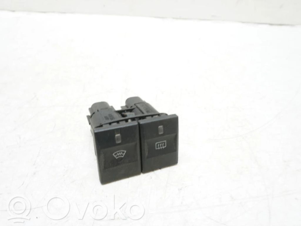 Ford Mondeo Mk III Windscreen/window heater switch 