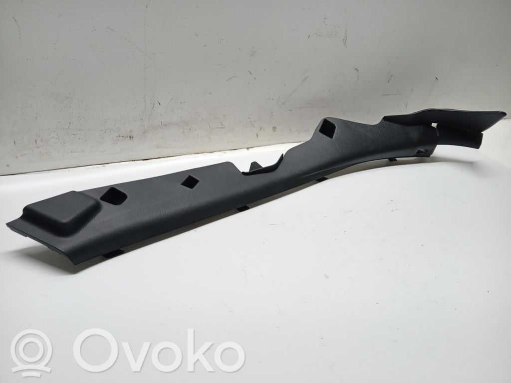 Mazda 6 Takaoven kynnyksen suojalista 