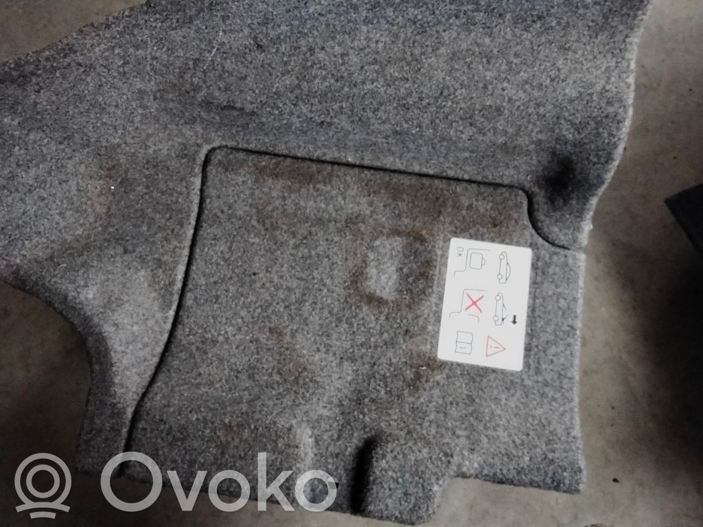 BMW 3 E92 E93 Другая деталь отделки багажника 