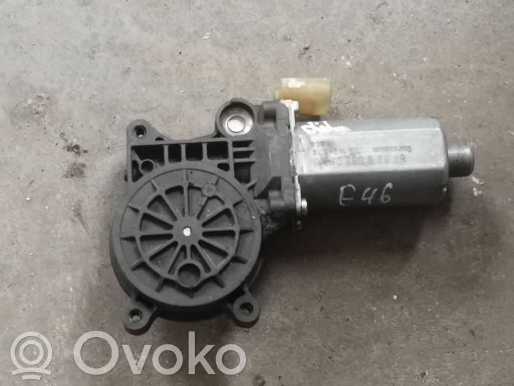 BMW 3 E46 Front door window regulator motor 