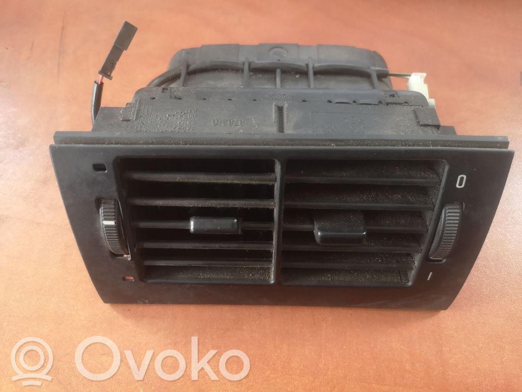 BMW 5 E39 Dash center air vent grill 
