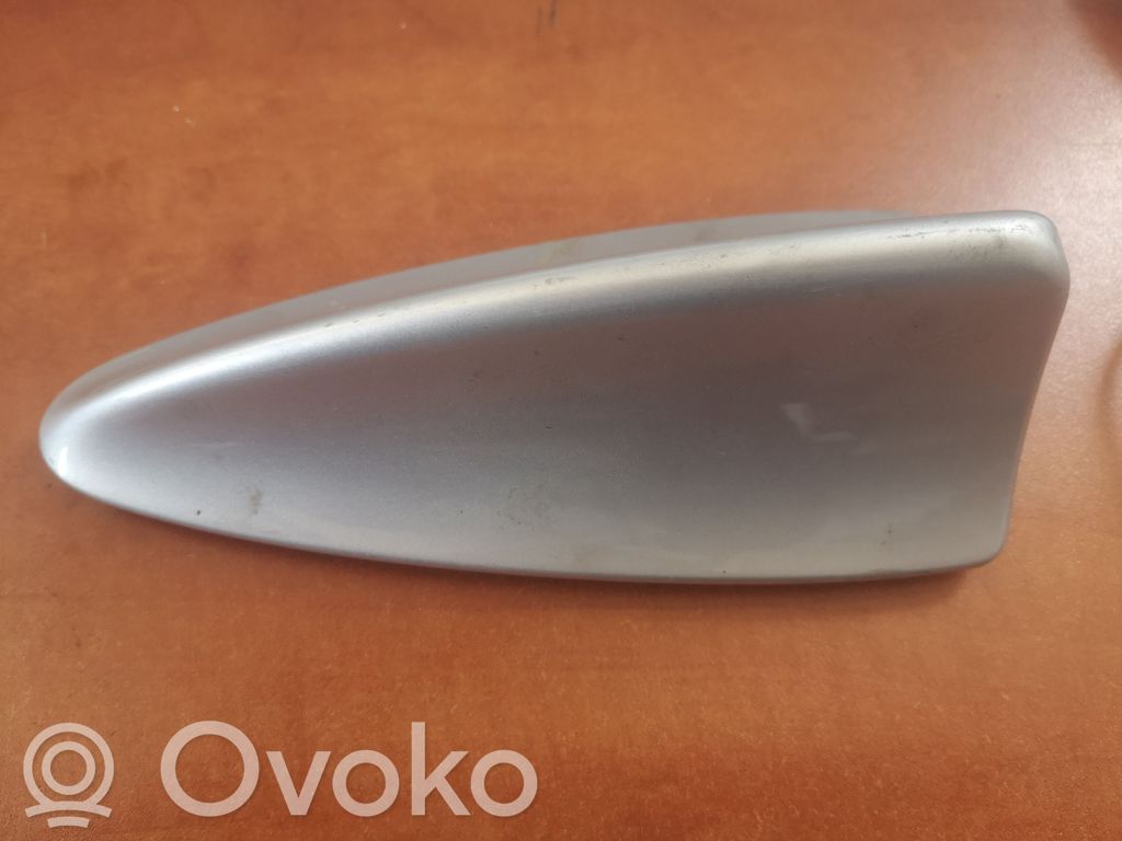 BMW 5 E60 E61 Stogo (GPS) antenos dangtelis 