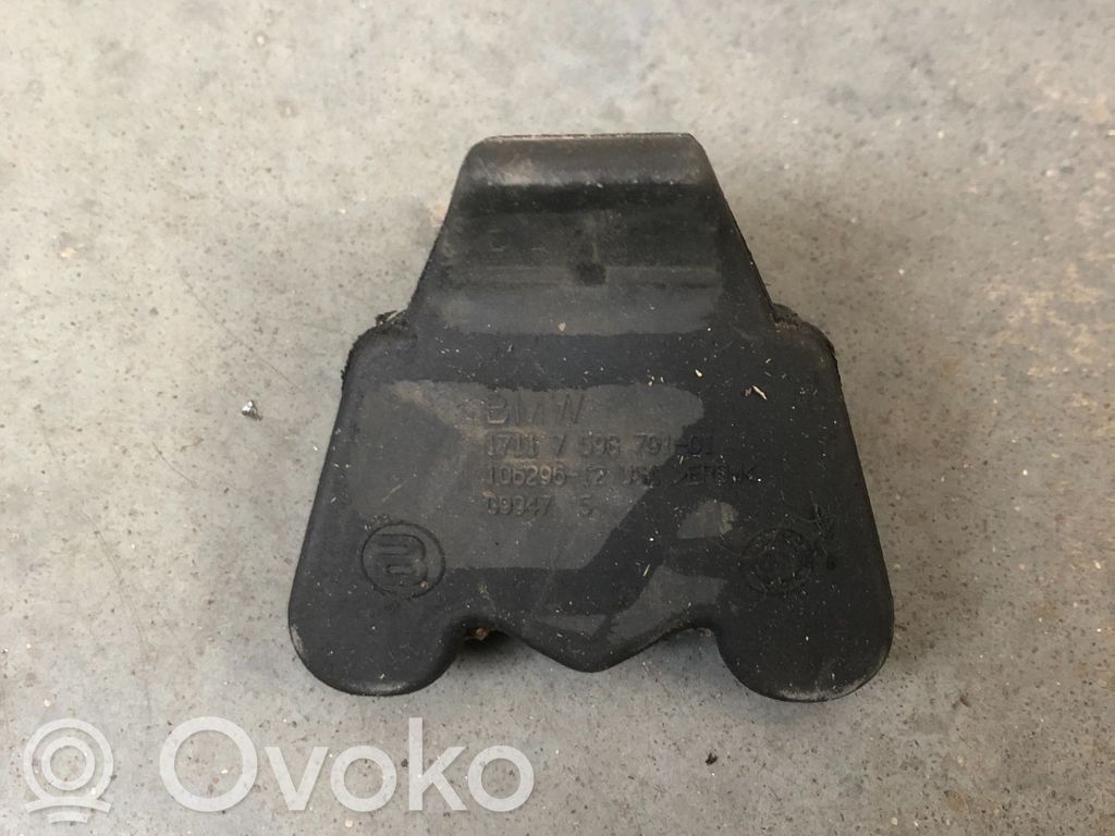 Radiator support slam panel bracket   7598791,10629612