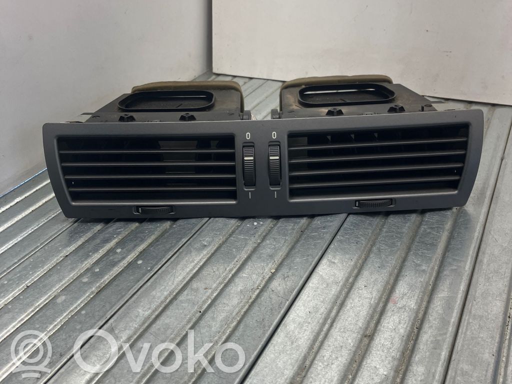 BMW 7 E65 E66 Grille d'aération centrale 