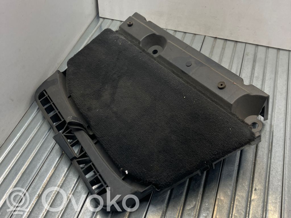 BMW 3 E46 Trunk/boot lower side trim panel 