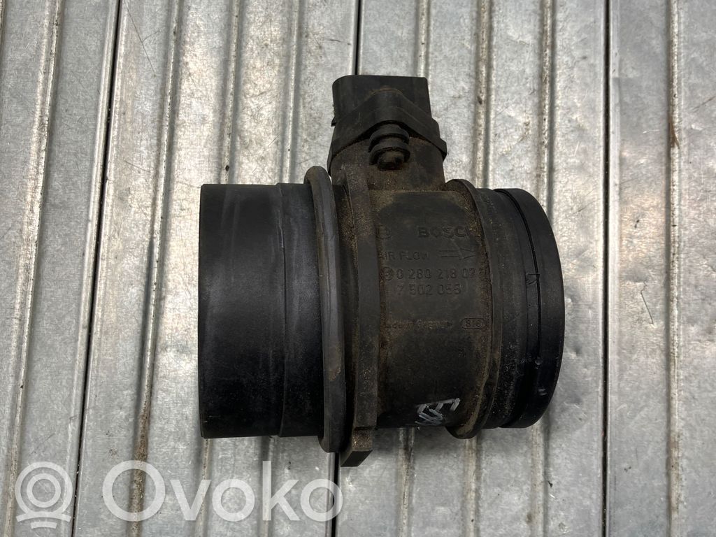 BMW 7 E65 E66 Mass air flow meter 