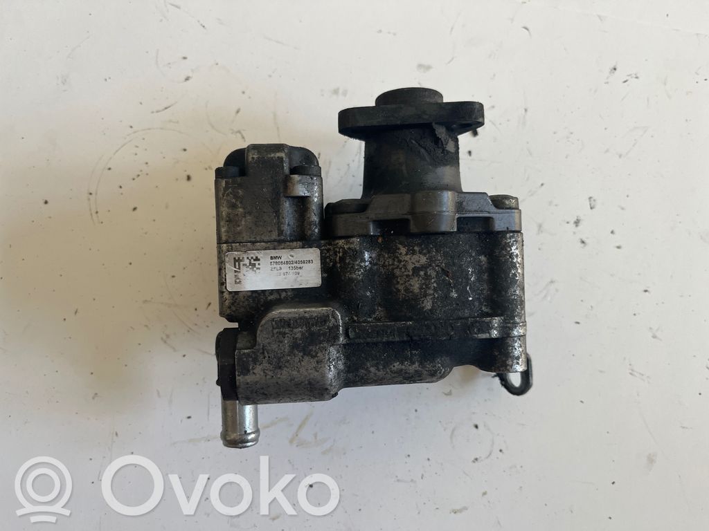 Power steering pump   6780848