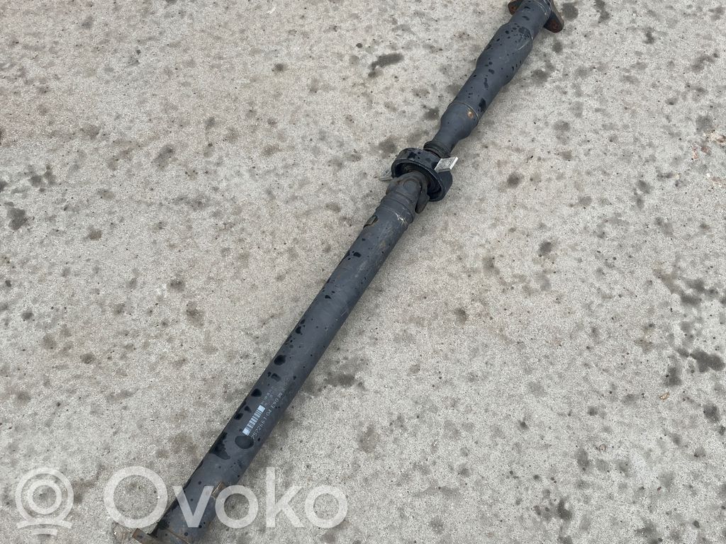 BMW X1 E84 Kardanas komplekte 