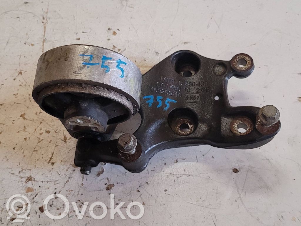 Mini One - Cooper Coupe R56 Engine mounting bracket 