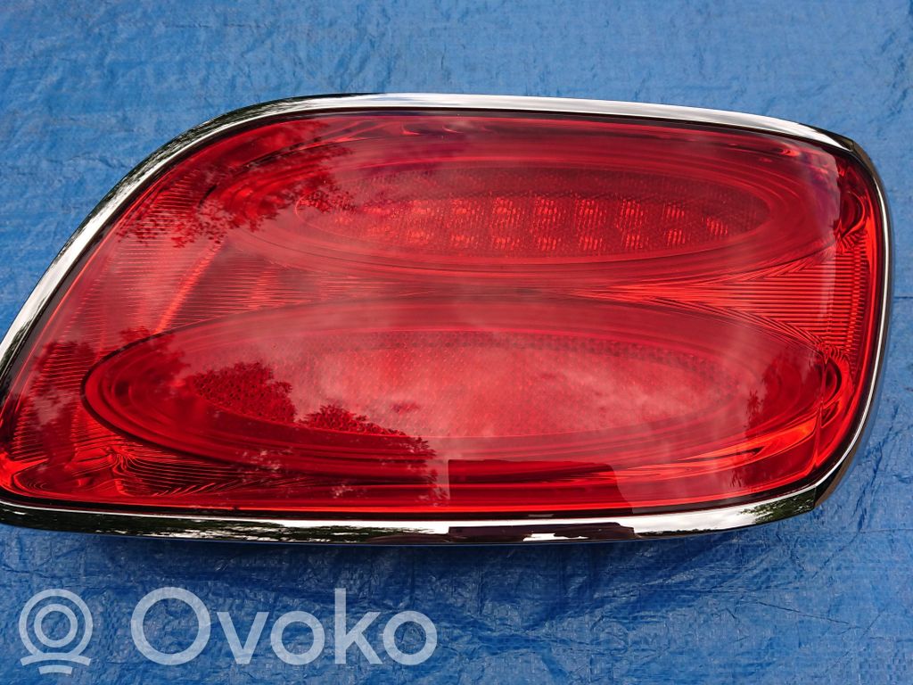 Bentley Continental Takaluukun takavalot 