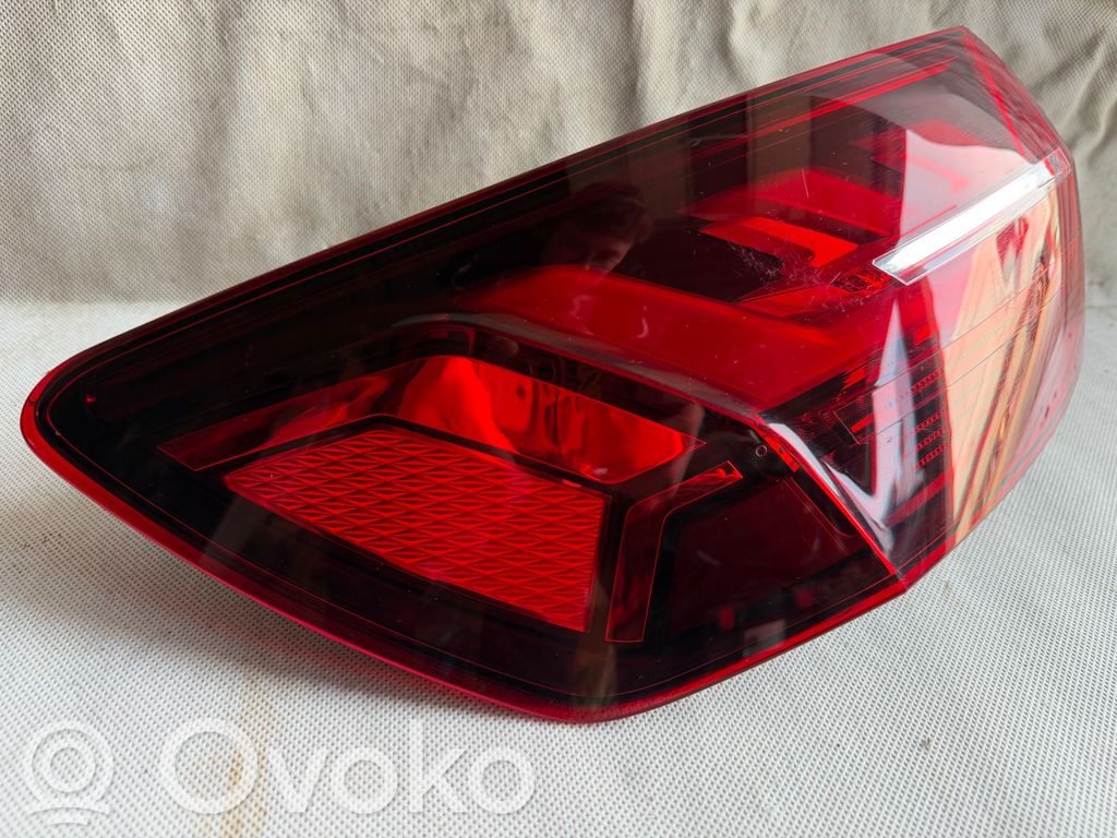 Audi A4 S4 B9 8W Lampa tylna 