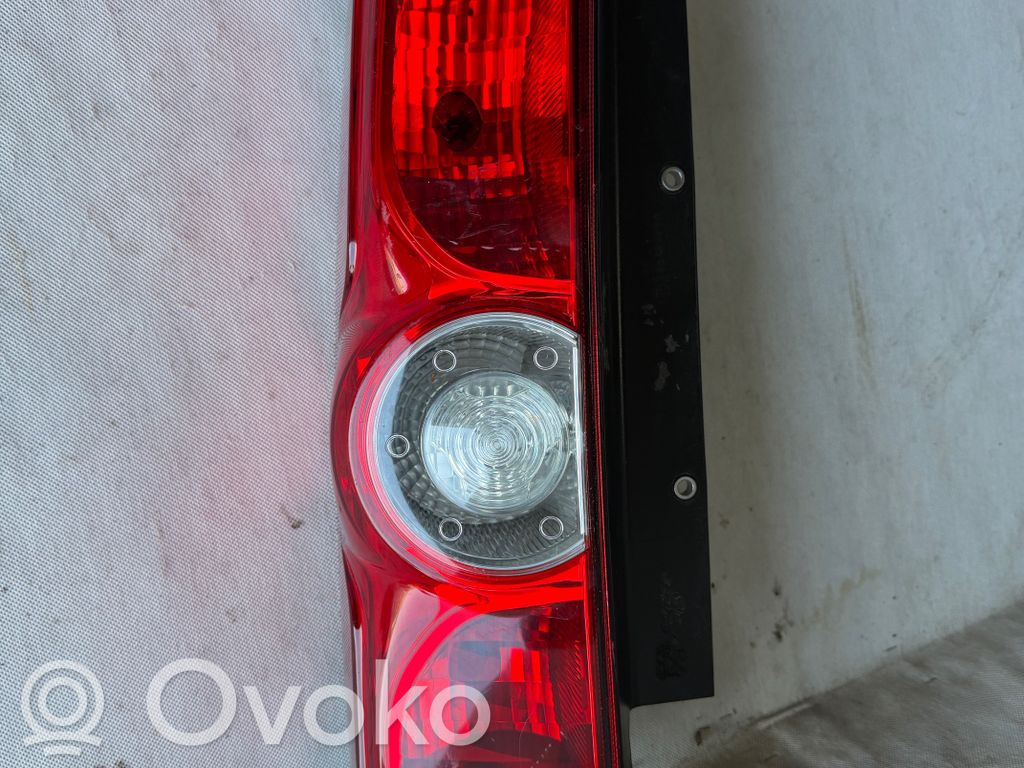 Fiat Doblo Lampă spate în caroserie 