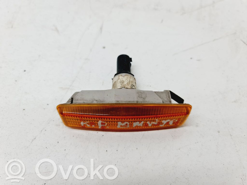 BMW 5 E39 Front fender indicator light 