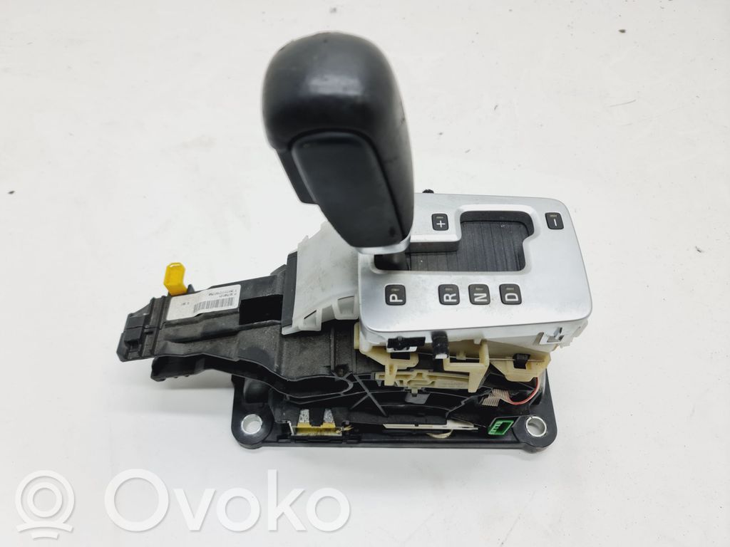 Volvo S60 Gear shifter/selector 
