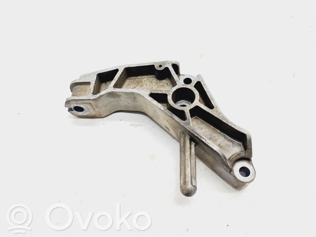 Opel Meriva B Gearbox mounting bracket 