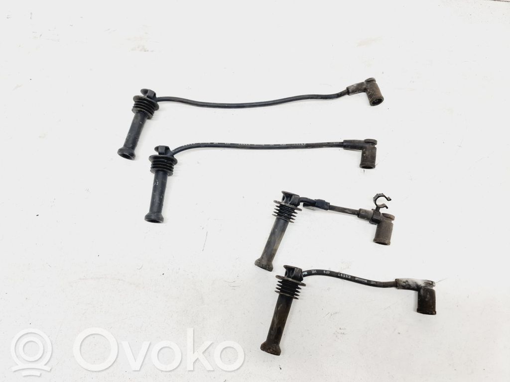 Plug wire   E5597