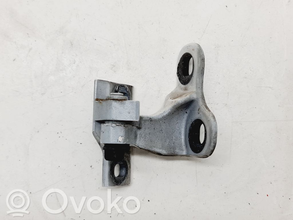BMW 7 E65 E66 Front door upper hinge 