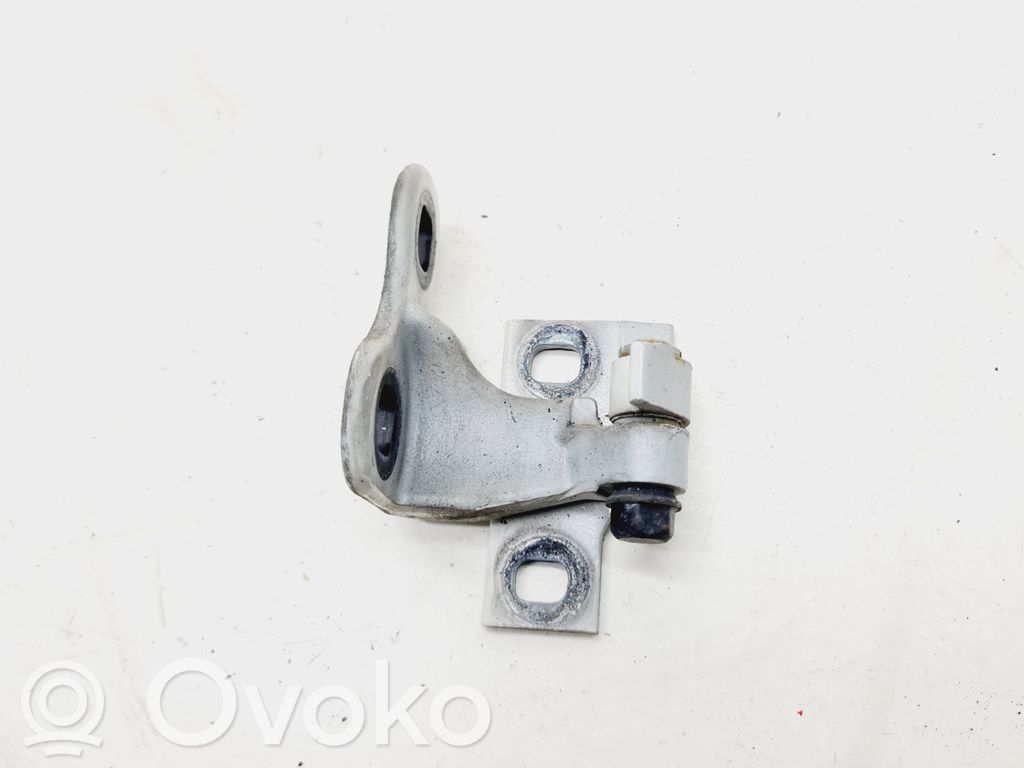 BMW 7 E65 E66 Front door upper hinge 