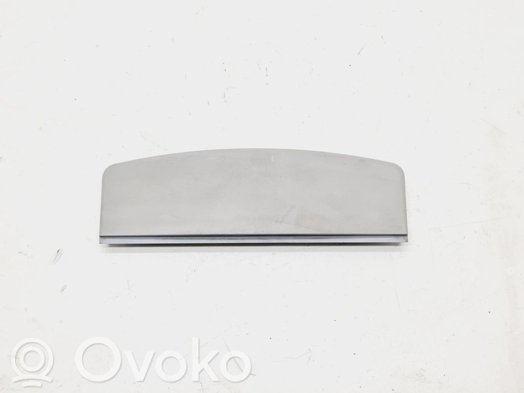 BMW 7 E65 E66 Dangtelis lubose 