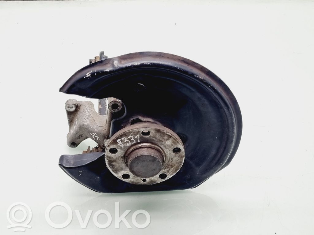 Volkswagen PASSAT B6 Galinė stebulė 