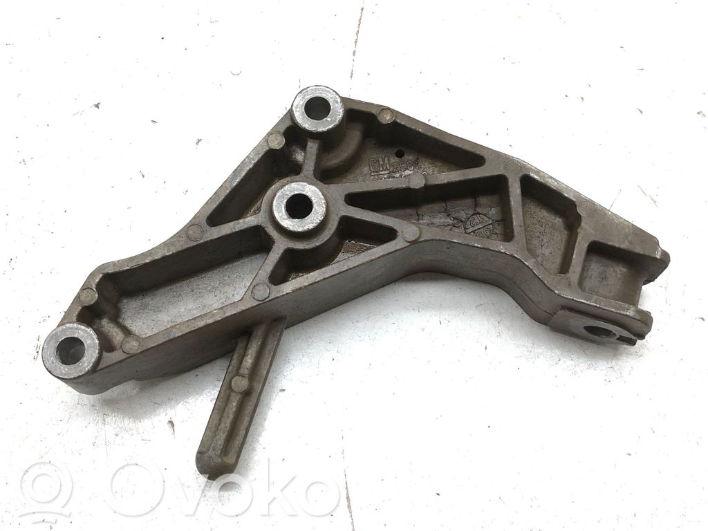 Opel Meriva B Gearbox mounting bracket 