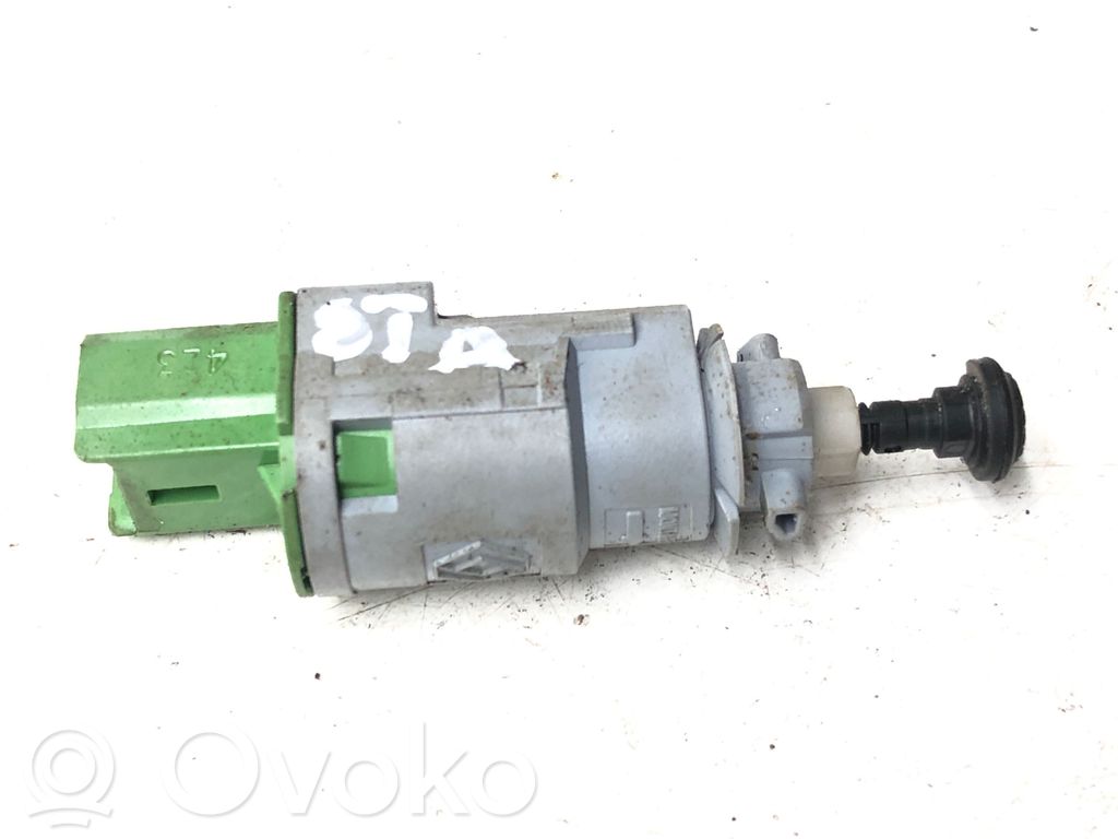 Renault Clio IV Interruptor sensor del pedal de freno 