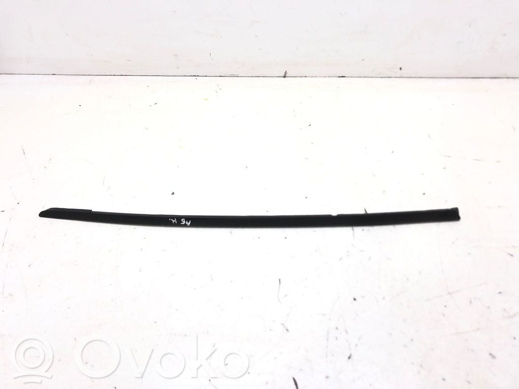 Audi A5 8T 8F Tuulilasin lista 