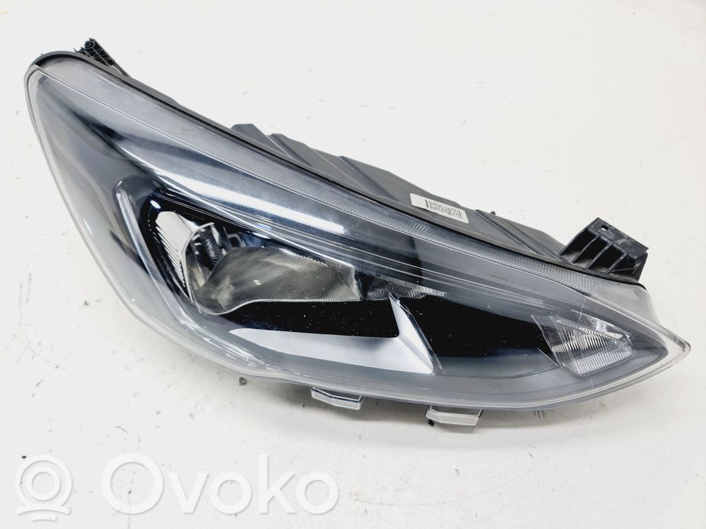 Ford Focus Headlight/headlamp 
