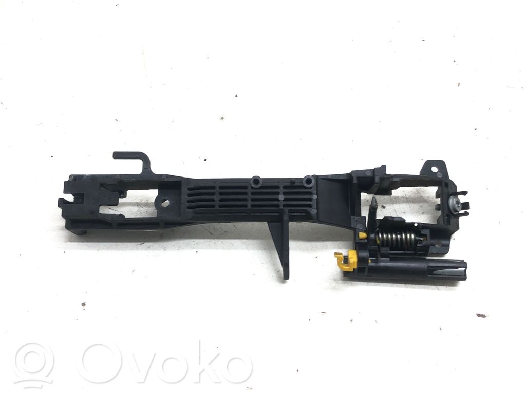 Subaru Outback Manecilla/asa externa de la puerta delantera 