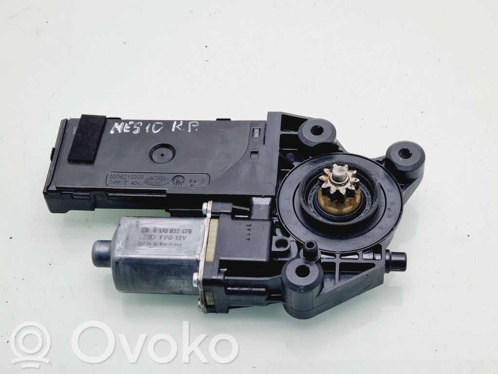 Silnik regulatora szyby drzwi przednich   807310246R