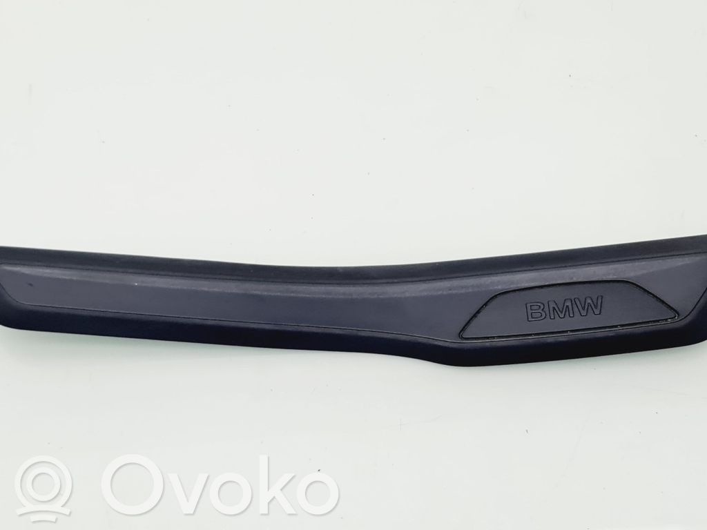 BMW 3 F30 F35 F31 Galinio slenksčio apdaila (vidinė) 