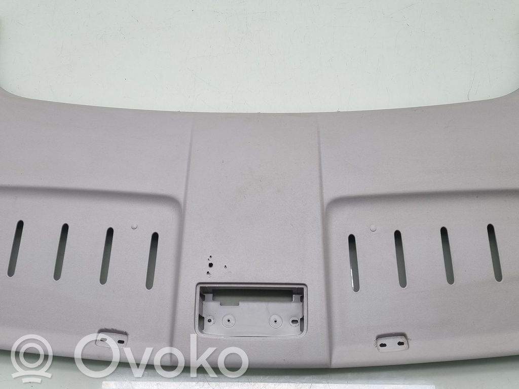 Lubos   2K0867705J