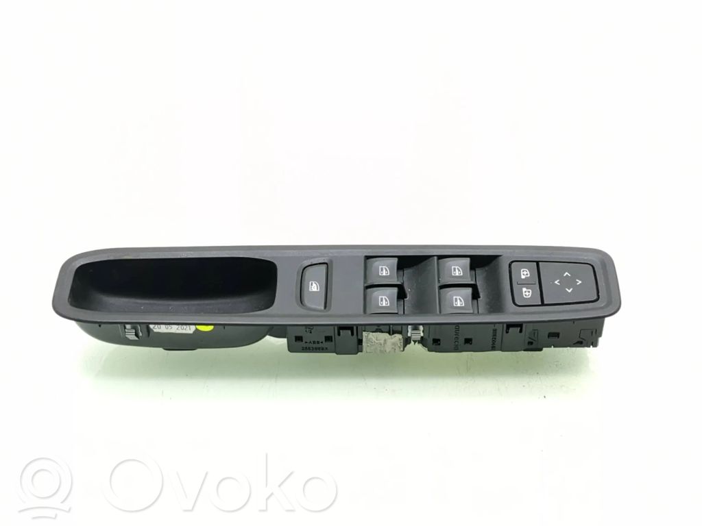 Dacia Logan III Electric window control switch 