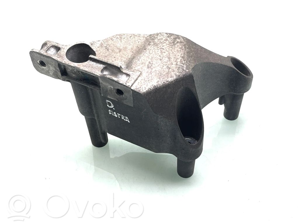 Engine mounting bracket   13366780