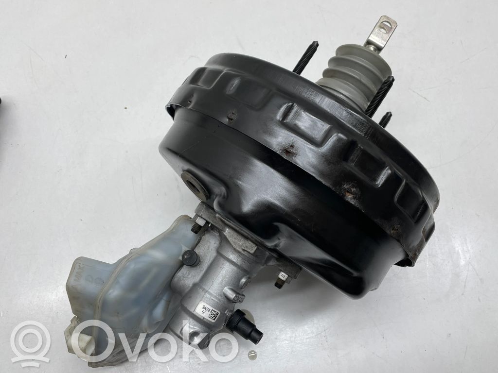 Volvo V70 Jarrutehostin 