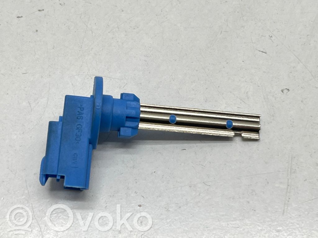 Volvo XC40 Sensor de temperatura del aceite 
