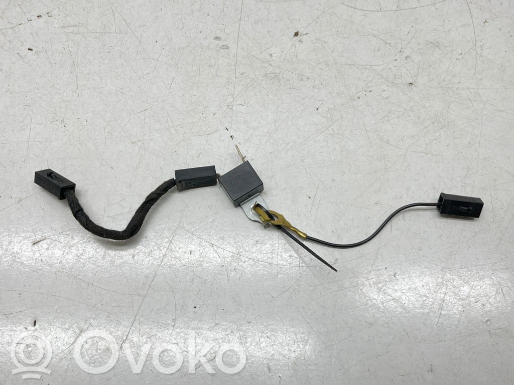 Nissan Note (E12) Otros relés 