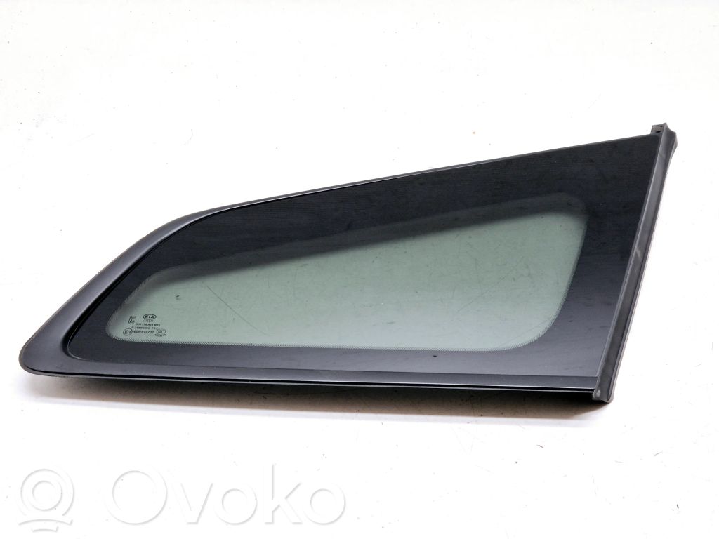 KIA Optima Vidrio lateral trasero 