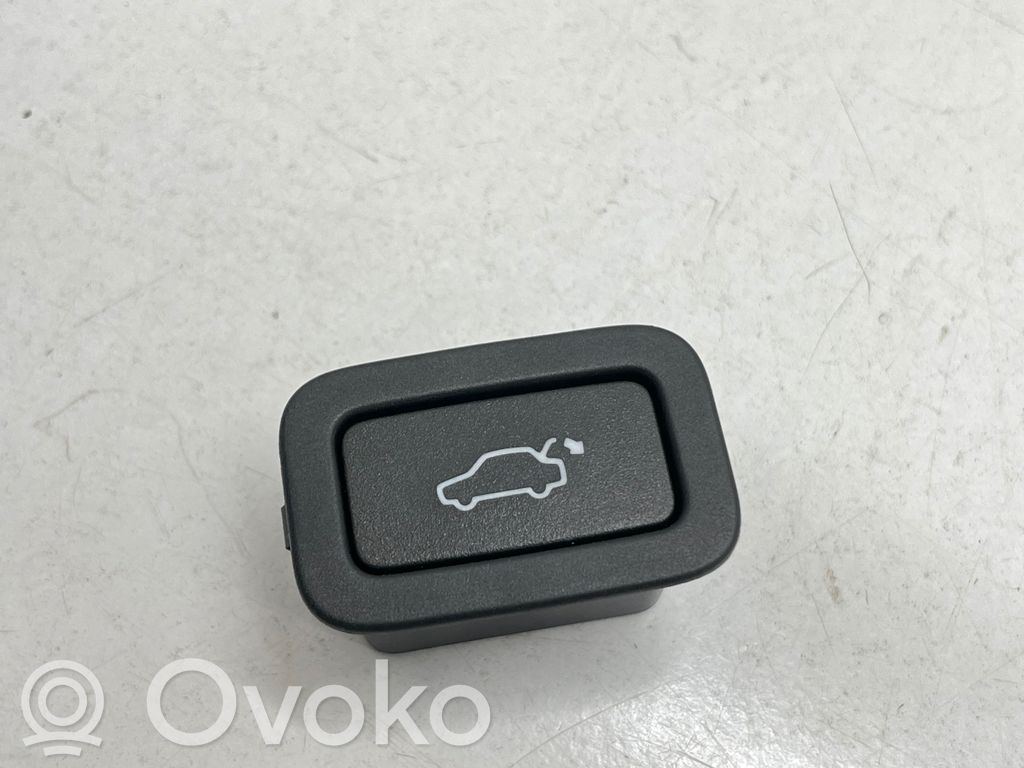 Land Rover Range Rover Evoque L538 Tailgate/boot open switch button 