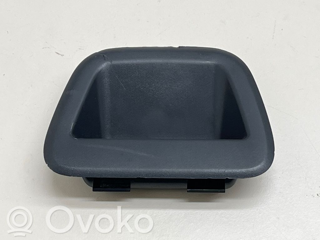 Volvo S90, V90 Maniglia interna di rilascio/apertura del portellone posteriore 