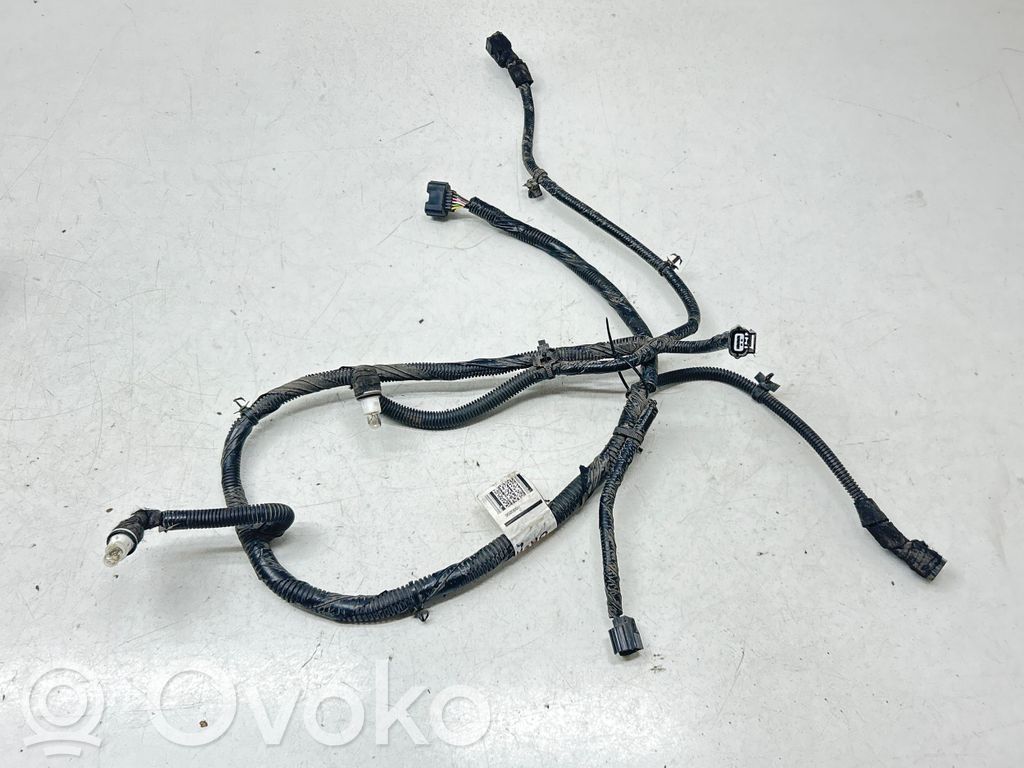 Nissan Navara D23 Parkošanas (PDC) sensoru vadu instalācija 