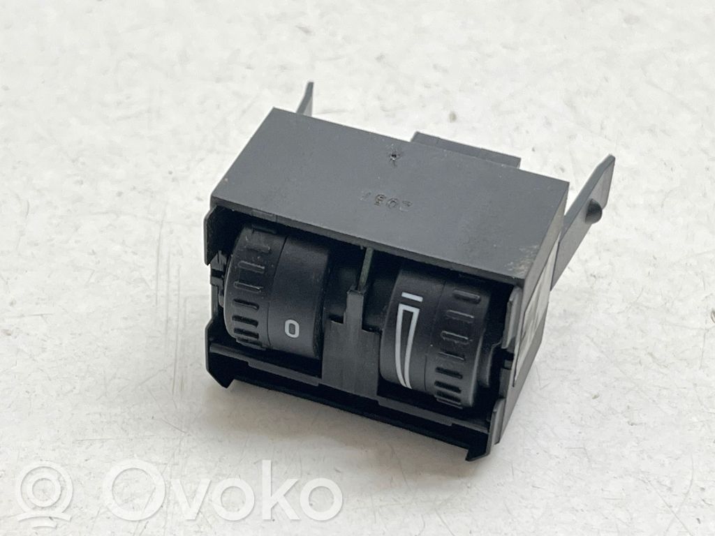 Volkswagen Caddy Headlight level height control switch 
