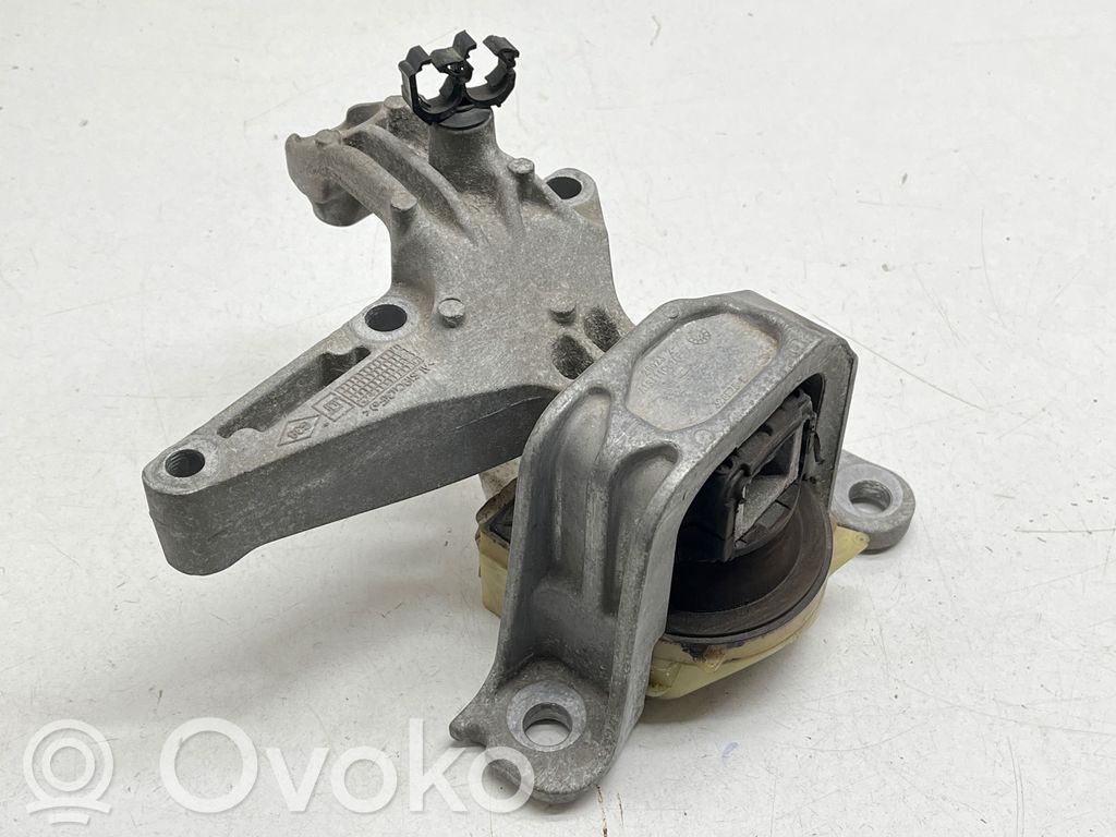 Renault Megane III Engine mount bracket 