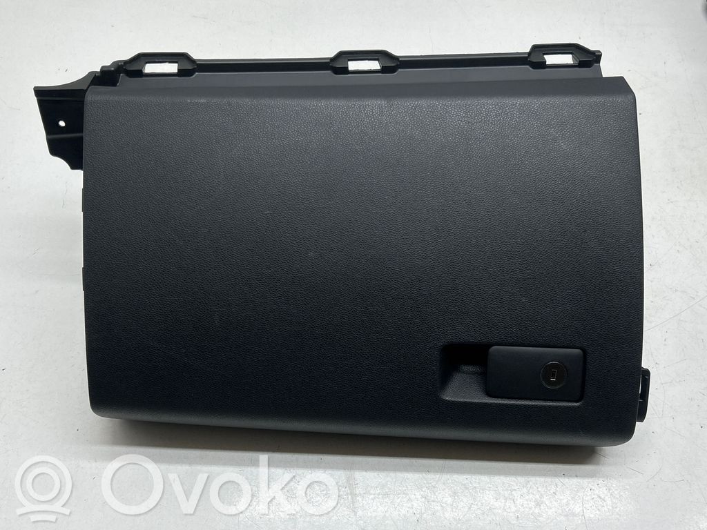 KIA Optima Daiktadėžė 