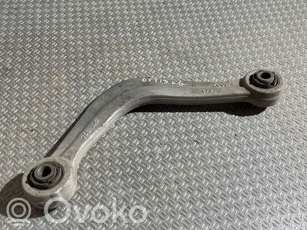 KIA Optima Рычаг 