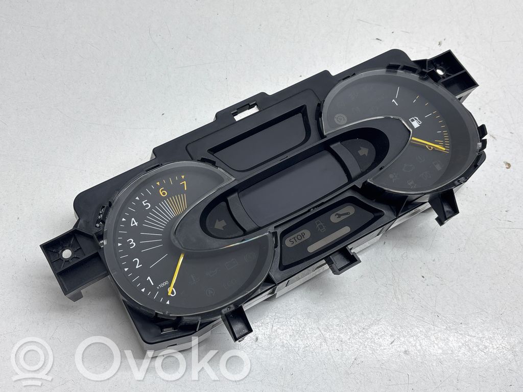 Renault Captur Geschwindigkeitsmesser Cockpit 