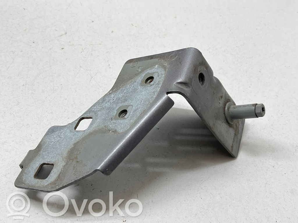 Renault Captur Fender mounting bracket 
