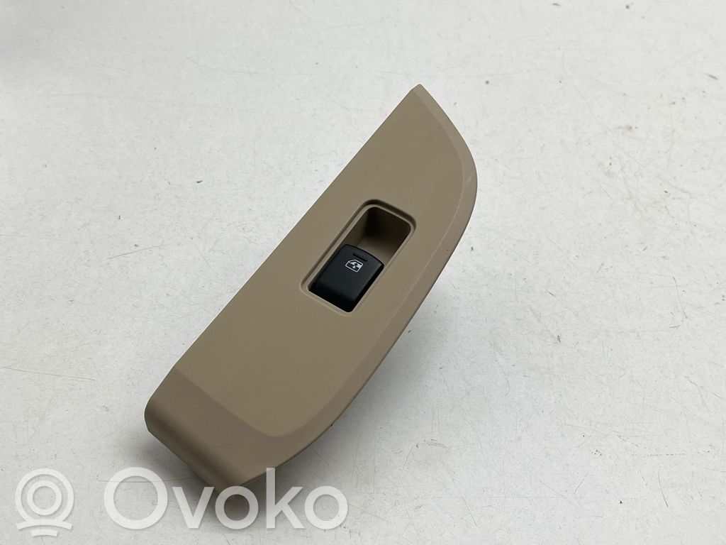Subaru Legacy Electric window control switch 
